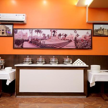 Hotel Vivek Continental Gwalior Luaran gambar