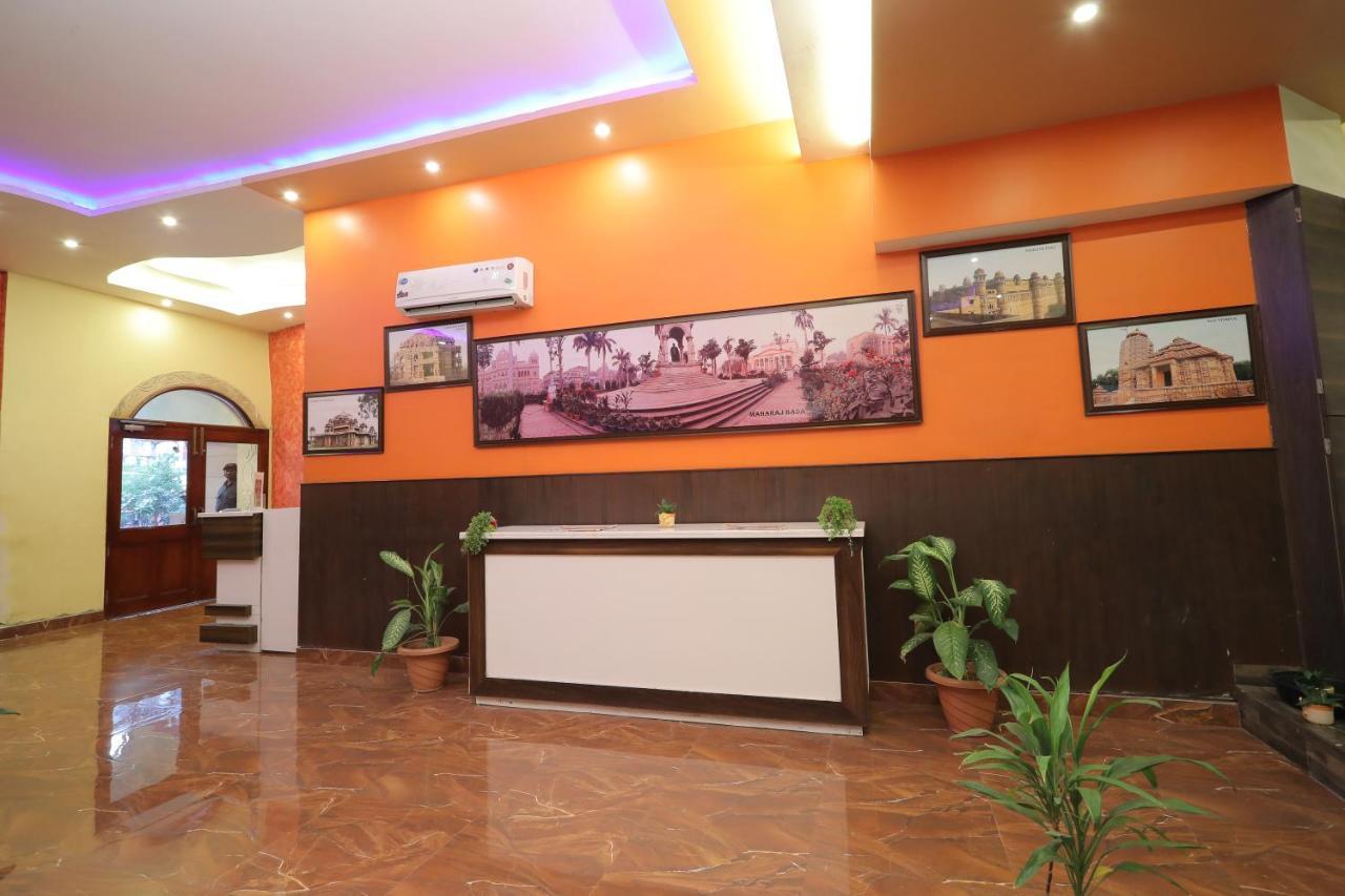 Hotel Vivek Continental Gwalior Luaran gambar