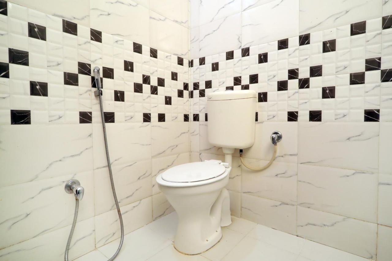 Hotel Vivek Continental Gwalior Luaran gambar